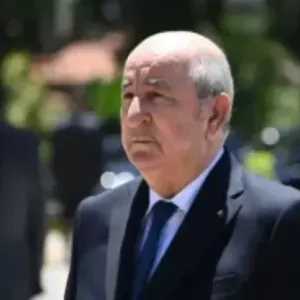 رئيس الجمهورية يحل بتونس