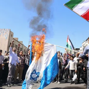 لماذا تهدد الضربة التي نفذتها إسرائيل داخل إيران فجر الجمعة بدفع الشرق الأوسط إلى صراع أعمق؟