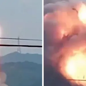 خطأ أحدث انفجارًا هائلًا.. شاهد ما وقع بعد إطلاق صاروخ صيني "دون قصد"