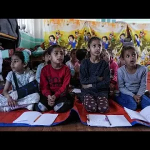 دروس تعليمية وسط الدمار وتحت القصف..ماذا عن التعليم في غزة؟
