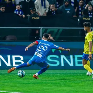 فيديو | سافيتش يسجل هدف الهلال الأول أمام النصر