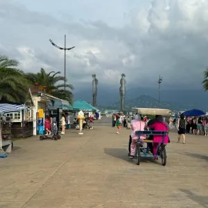 مدينة باتومي الجورجية تتطلع لجذب الزوار السعوديين ضمن مساعي رفد السياحة