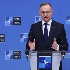 بولندا: مستعدون لنشر أسلحة نووية على أراضينا.. والكرملين: سنضمن أمننا