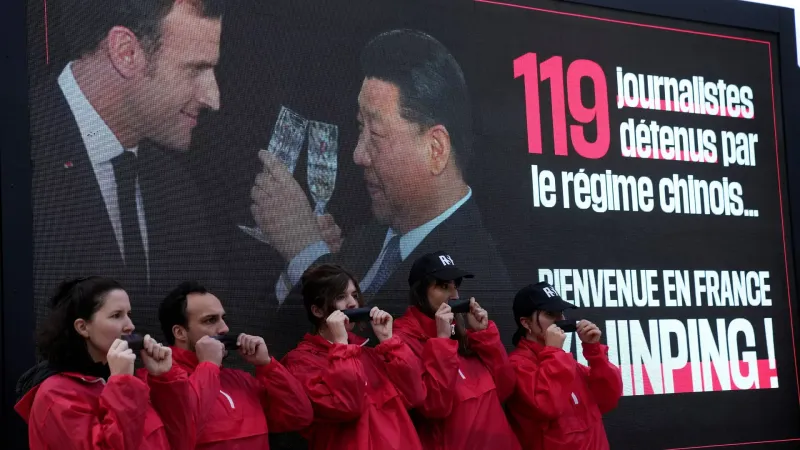 فيديو. مراسلون بلا حدود تحتج على زيارة الرئيس الصيني إلى باريس