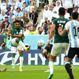 السعودية قد تواجه الأرجنتين في مارس.. "معجزة كأس العالم"
