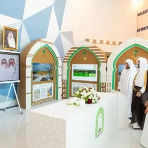 وزير الشؤون الإسلامية يدشّن نماذج وتصاميم لمساجد تحاكي هويّة مناطق المملكة