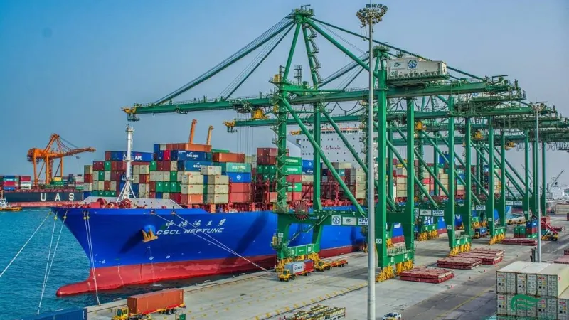 "موانئ" تضيف خدمة الشحن "jdx" إلى ميناء جدة لتعزيز التجارة مع أفريقيا