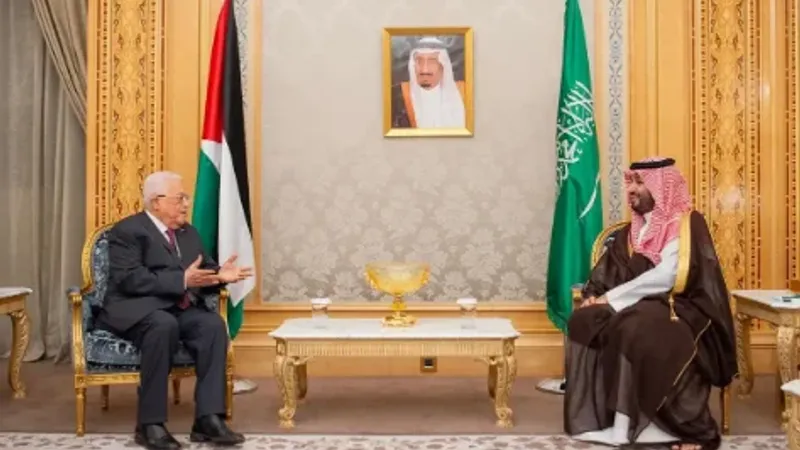 ولي العهد والرئيس الفلسطيني يبحثان في الرياض جهود وقف التصعيد العسكري بغزة