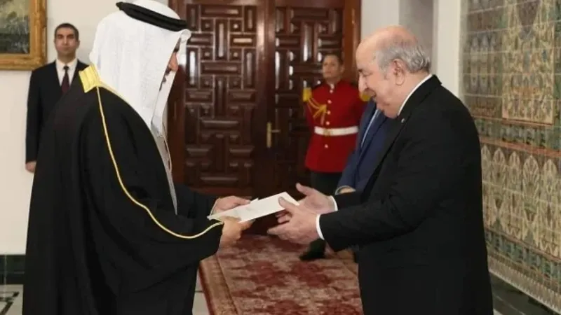 الرئيس الجزائري الشعبية يتسلم أوراق اعتماد سفير البحرين