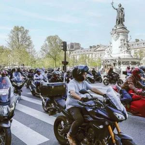 «فحص الدراجات» أزمة فرنسية