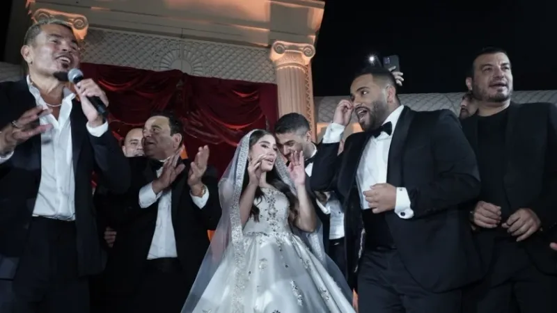 مصطفى كامل وإيهاب توفيق يتألقان في حفل زفاف نجل محمد فؤاد (صور)