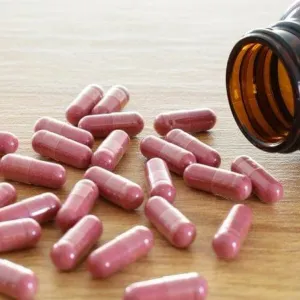 5 آثار جانبية للإفراط بتناول الفيتامينات المتعددة