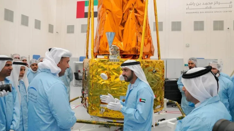 الإمارات تطلق القمر الاصطناعي “محمد بن زايد سات” في أكتوبر المقبل