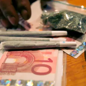 تقرير: سوق المخدرات تتوسع في أوروبا.. انتشار المخدرات واستهلاكها وصل إلى مستوى غير مسبوق