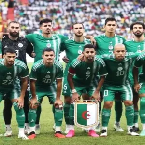 لاعب من المنتخب الجزائري يتعرض لانقادات بسبب المغرب