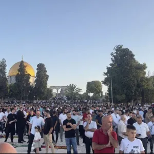 مراسلتنا: قدرت أعداد الأشخاص الذين أدوا صلاة عيد الأضحى في المسجد الأقصى بـ40 ألف مصل (فيديو)