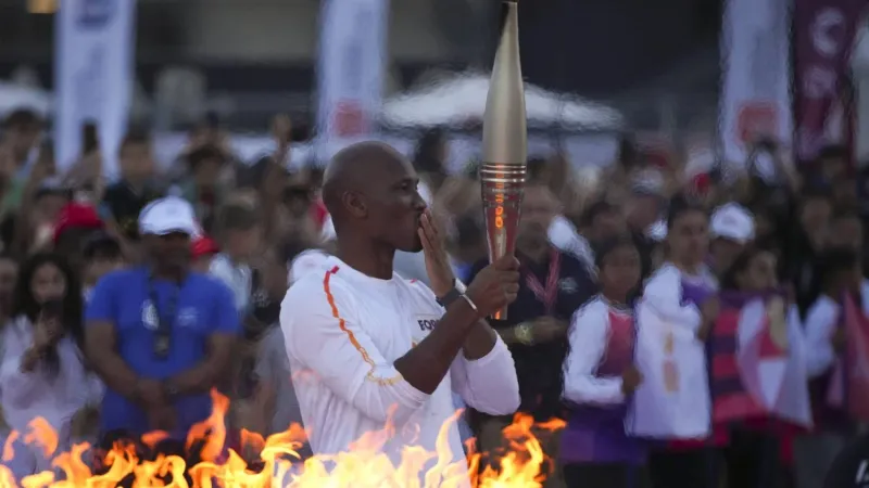 ماذا يجب عليك أن تعرفه عن الشعلة الأولمبية؟