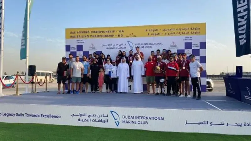 21 ميدالية لتجديف الحمرية في بطولة الإمارات