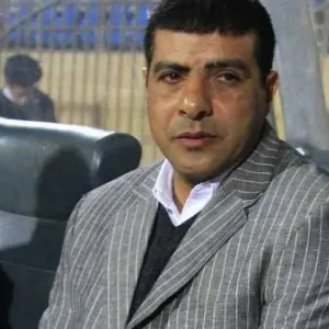مدرب مصري يعلن استقالته على الهواء بسبب إهانة الجمهور