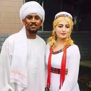 سوداني يتزوج من طاجيكية حسناء.. وعند سؤاله لماذا تركت الزواج من فتيات بلادك فاجأهم بالرد!