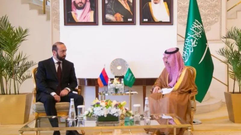 فيصل بن فرحان يستقبل وزير خارجية أرمينيا