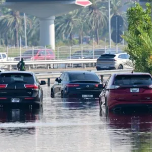طيران الإمارات و"فلاي دبي" تستأنفان الحركة الطبيعية بعد الفيضانات