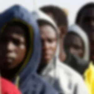 الإطاحة بوفاق إجرامي دولي ينشط في تهريب المهاجرين الأفارقة والاتجار بالأشخاص