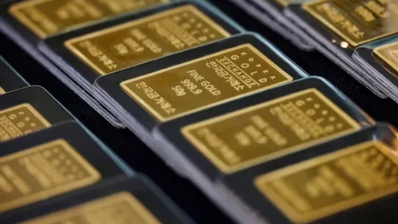 الذهب يرتفع 0.3% بفضل بيانات ضعيفة زادت توقعات خفض الفائدة