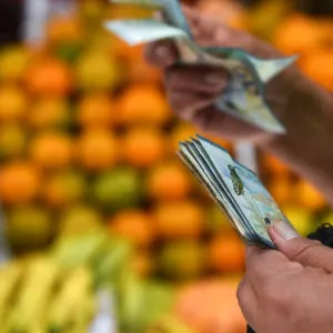 أسعار الغذاء العالمية تستقر في يونيو بعد 3 أشهر من الارتفاع
