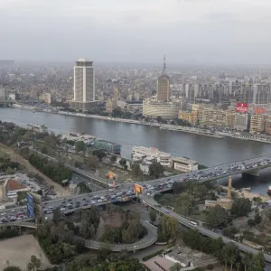 "فيتش" ترفع آفاق تصنيف مصر الائتماني إلى "إيجابية"