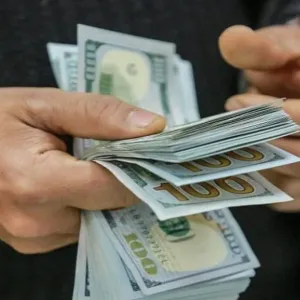 أسعار صرف الدولار في الأسواق العراقية اليوم
