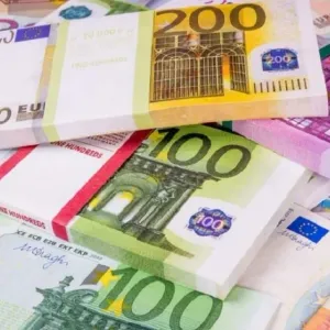 سعر اليورو مقابل الجنيه المصري في البنوك اليوم الاثنين 29-4-2024
