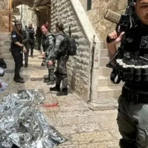 طعن شرطي إسرائيلي في القدس.. ومنفذ العملية مواطن تركي