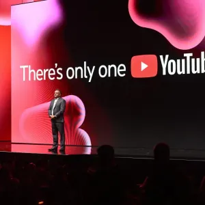 موقع YouTube يضع قيودًا عمرية جديدة على مقاطع الفيديو المتعلقة بالأسلحة