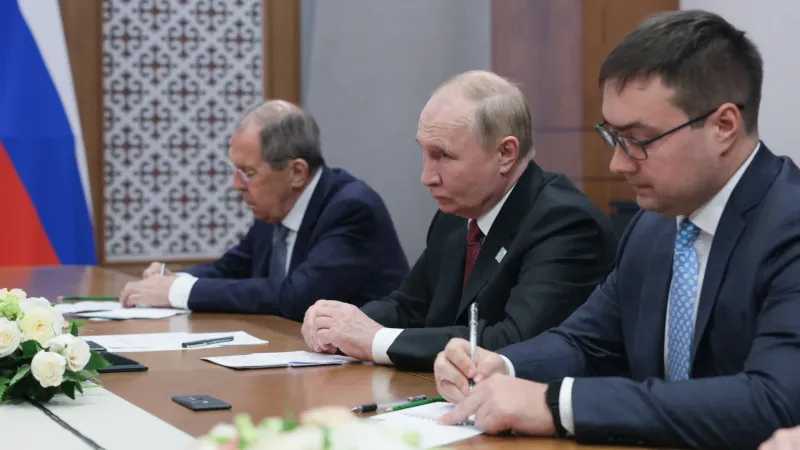 بوتين يُحدد شرط موسكو لإيقاف الحرب على أوكرانيا.. ويُعلق على "خطط ترامب"