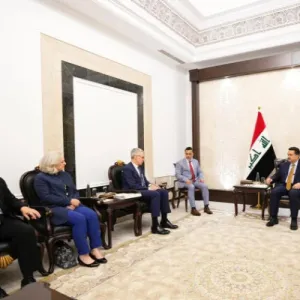 السوداني يدعو الشركات الأمريكية إلى العمل والاستثمار في العراق