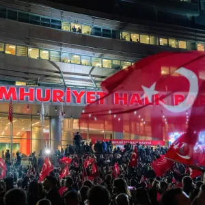 الهيئة العليا للانتخابات تثبت فوز مرشح المعارضة ببلدية فان شرق تركيا
