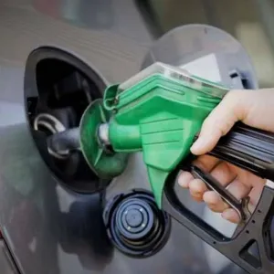 الإمارات تخفض أسعار البنزين لشهر يوليو 2024