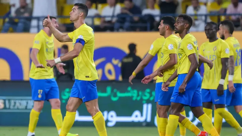 بعد نفيه مفاوضاته مع كريم بنزيما .. رئيس فنربخشه يستهدف نجم النصر!