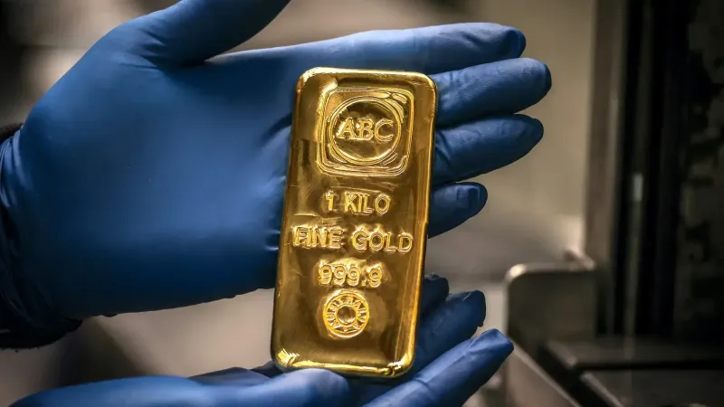 استقرار الذهب بانتظار خطوات الفدرالي والبلاديوم يسجل أدنى مستوياته في 5 سنوات
