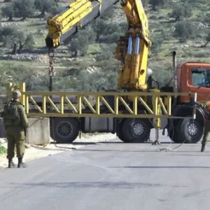 قوات الاحتلال تشدد من إجراءاتها على حاجز الحمرا