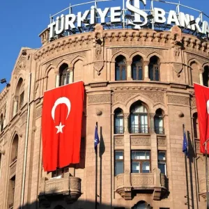 البنكان المركزيان التركي والبرازيلي يوقعان اتفاق تعاون