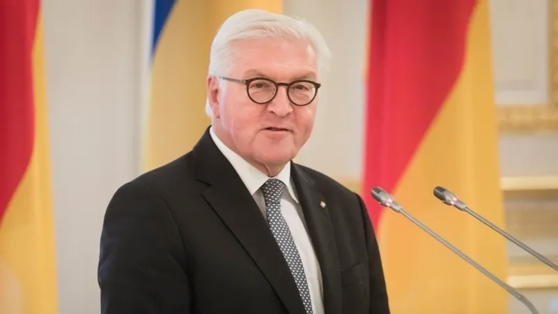 الرئيس الألماني يدعو إلى الدفاع عن الديمقراطية في الاتحاد الأوروبي