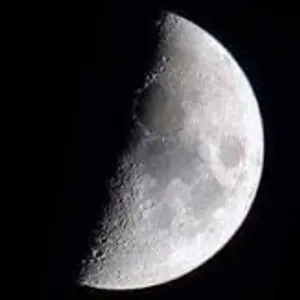 «فلكية جدة»: القمر في التربيع الأخير اليوم