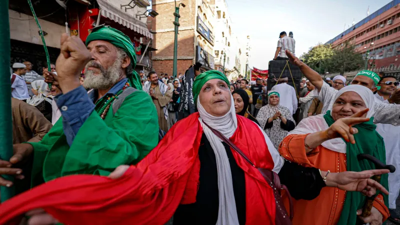 "بدعة من الجفاء التهيؤ لها".. خطيب المسجد النبوي يعلق على الاحتفال بمولد النبي محمد