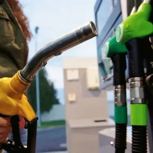 تذبذب أسعار "الغازوال" والبنزين صعودا ونزولا يحير السائقين المغاربة