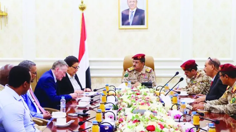 غروندبرغ يحث الحوثيين على خفض التصعيد