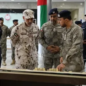 أحمد بن طحنون يزور مجندي الخدمة الوطنية في شرطة أبوظبي