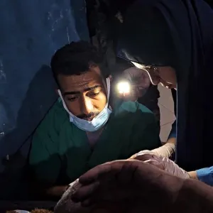 الصحة بغزة تحذر من توقف مولدات الكهرباء في مستشفيات القطاع