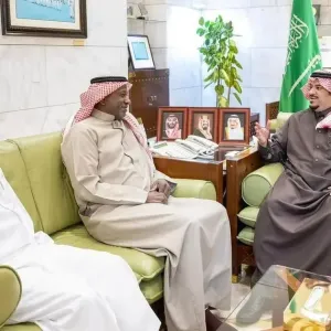 نائب أمير الرياض رئيساً فخرياً لجمعية أصدقاء لاعبي كرة القدم